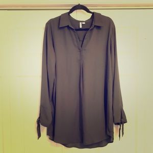 Long sleeve black tunic with tie detail sleeves